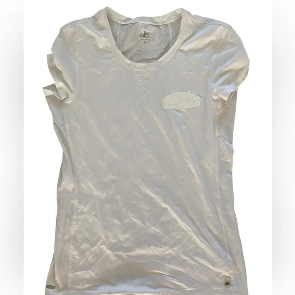 Alo Sport coolfit white tee size XL